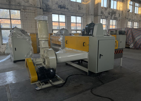 Processo de produção de triturador ondulado para a embalagem de embalagem tamanho 250 * 1500mm